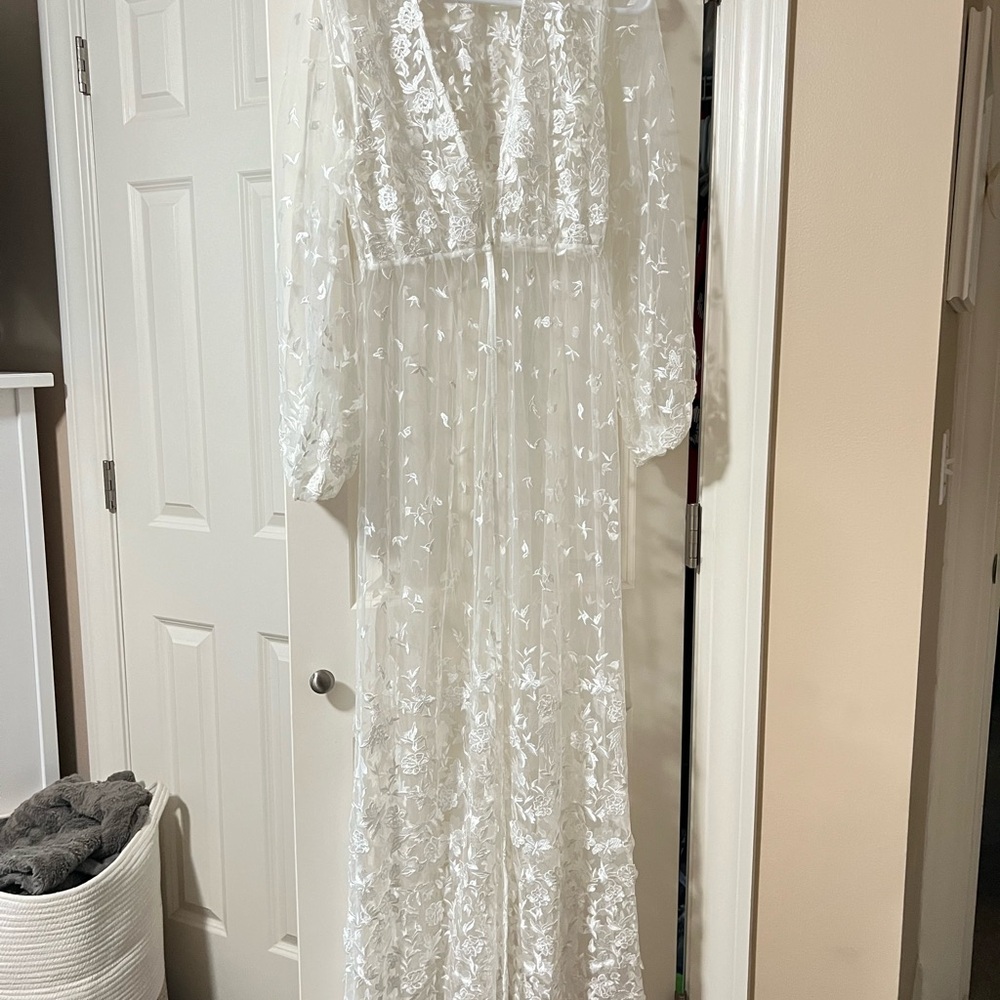 White Lace Maxi Robe Intimates - Picture 6 of 6